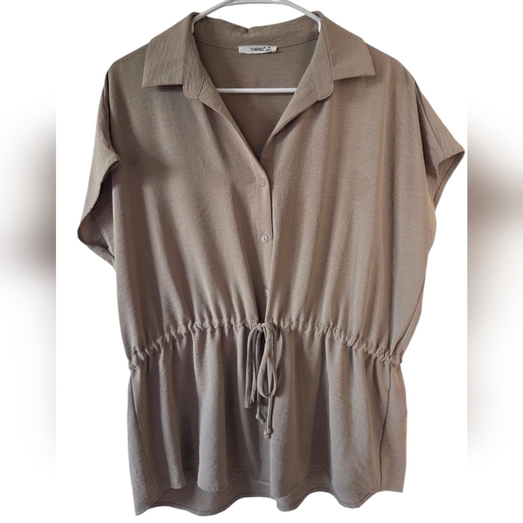 Timing Tops - Timing Beige Collared Blouse
